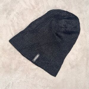 FurTalk | Classic Black Knit Beanie